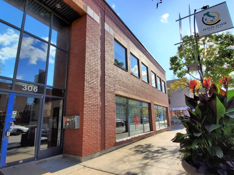 306 Rue SaintZotique E, Montréal, QC H2S 1L6