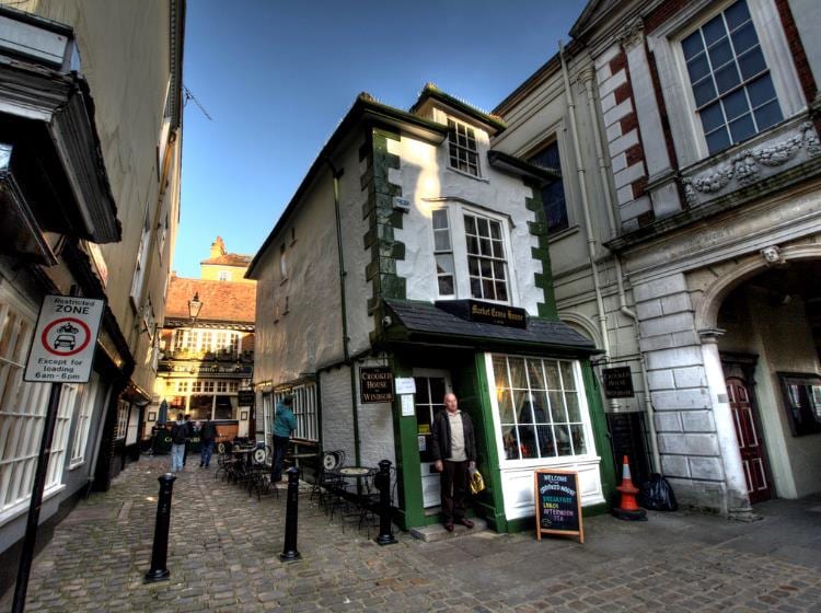 51 High St, Windsor for sale Primary Photo- Image 1 of 1