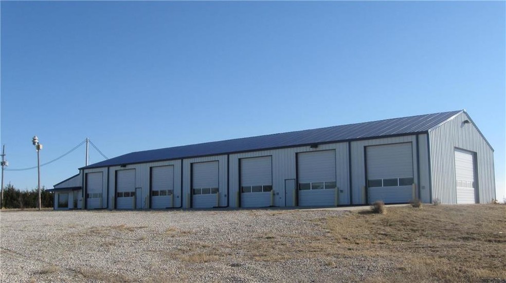 3190 K-68 Hwy, Ottawa, KS for sale - Building Photo - Image 1 of 1