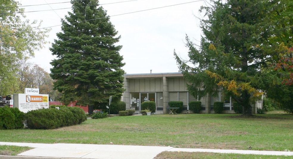 160 Fairfield Rd, Fairfield, NJ for sale - Primary Photo - Image 1 of 1