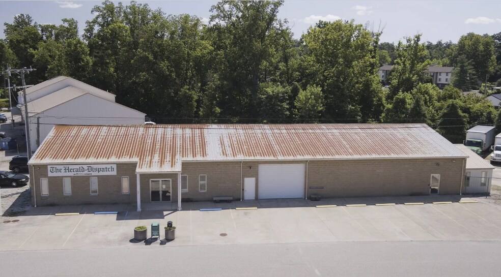 347 Braley Rd, Huntington, WV for sale - Primary Photo - Image 1 of 31