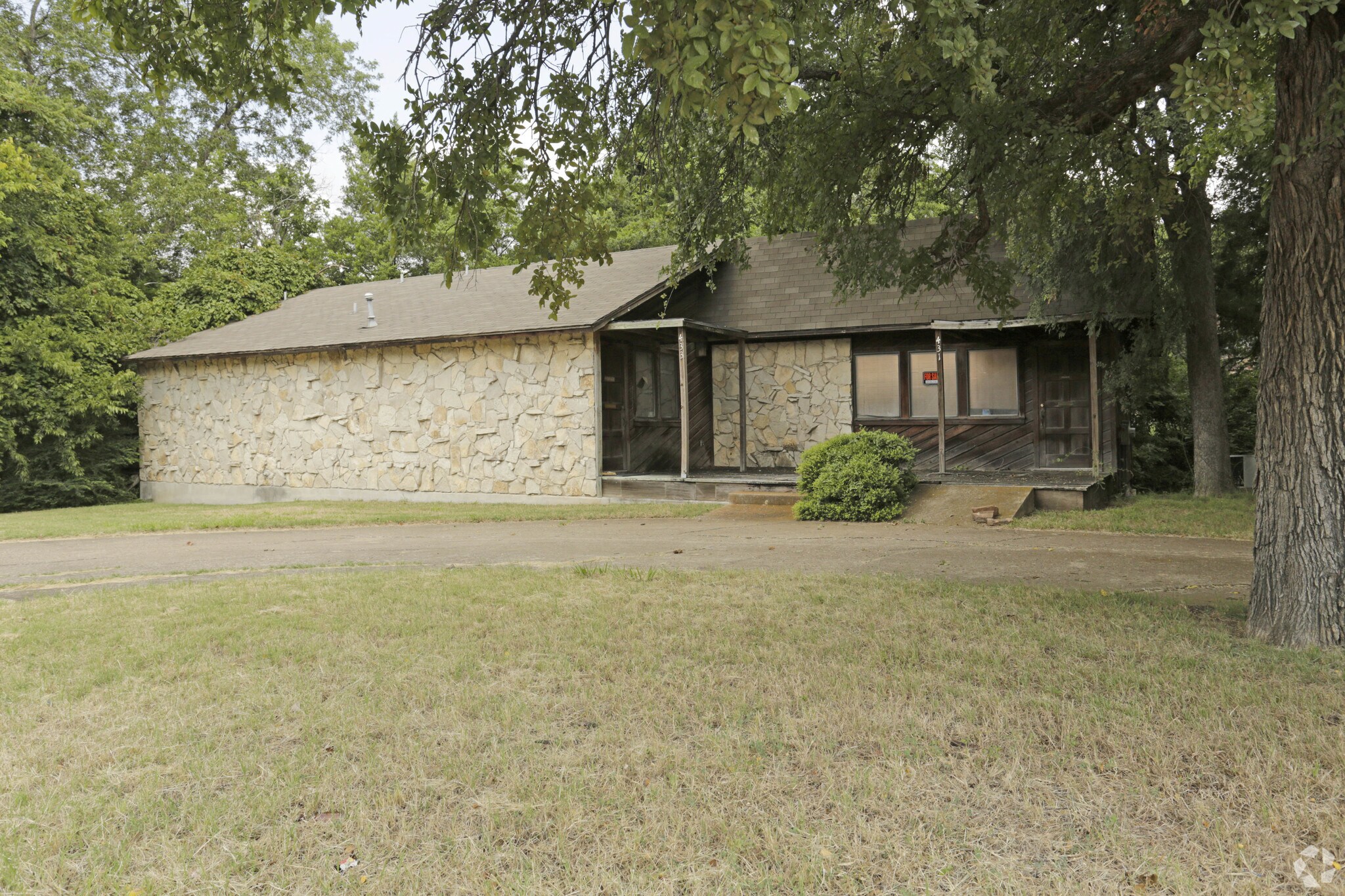 433 W Wheatland Rd, Duncanville, TX for sale Primary Photo- Image 1 of 1