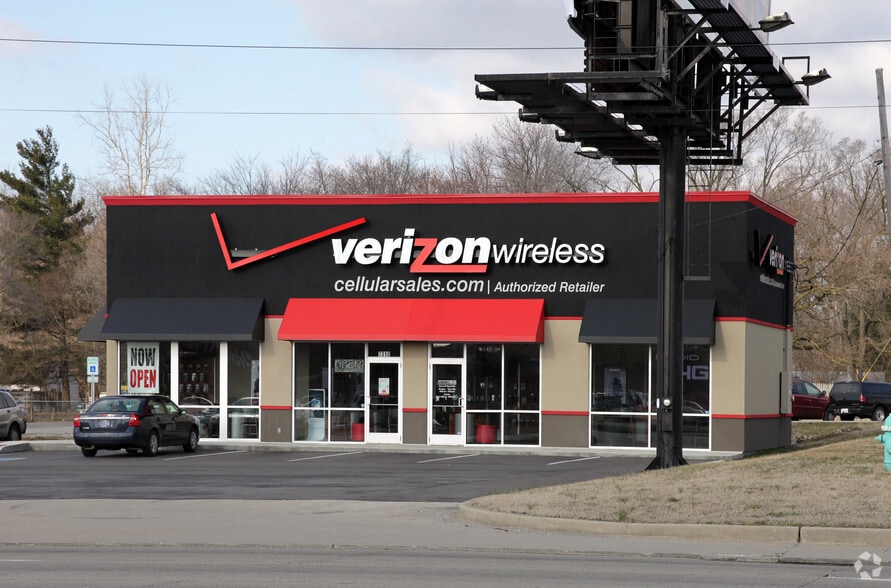 7310 N Keystone Ave, Indianapolis, IN for lease - Primary Photo - Image 1 of 4