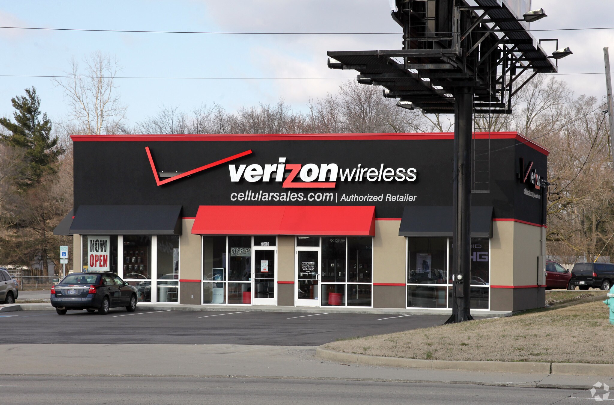 7310 N Keystone Ave, Indianapolis, IN for lease Primary Photo- Image 1 of 5