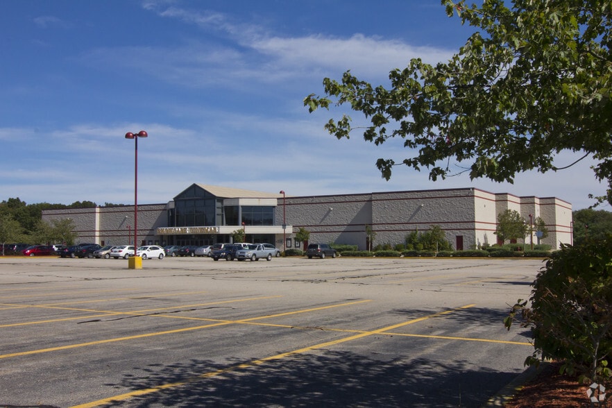 640 S Washington St, North Attleboro, MA for sale - Primary Photo - Image 1 of 3