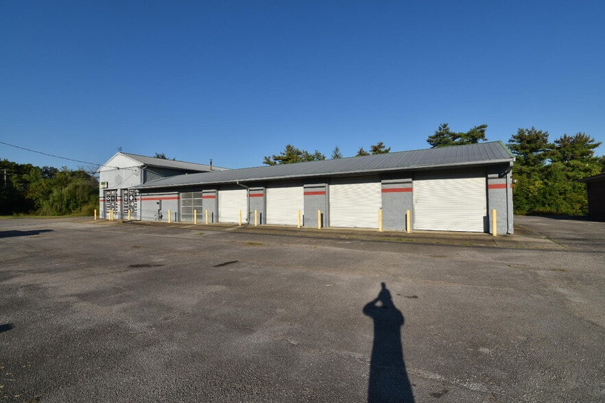 1620 Shakertown Rd, Danville, KY for sale - Building Photo - Image 3 of 12