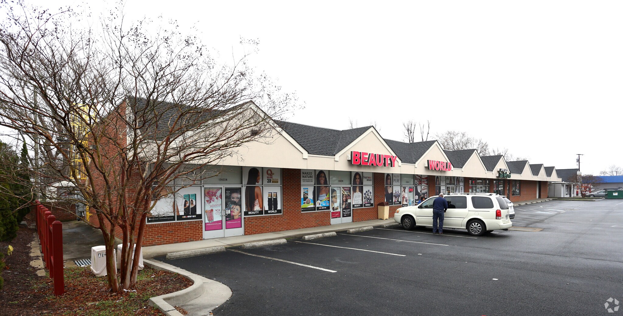 3619-3623 Mechanicsville Tpke, Richmond, VA for lease Primary Photo- Image 1 of 4
