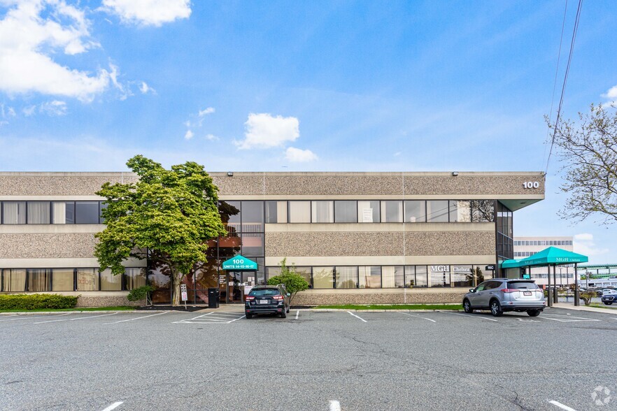 100 Everett Ave, Chelsea, MA for lease - Building Photo - Image 3 of 4