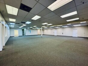 1812 Park Marina Dr, Redding, CA for lease Building Photo- Image 2 of 13