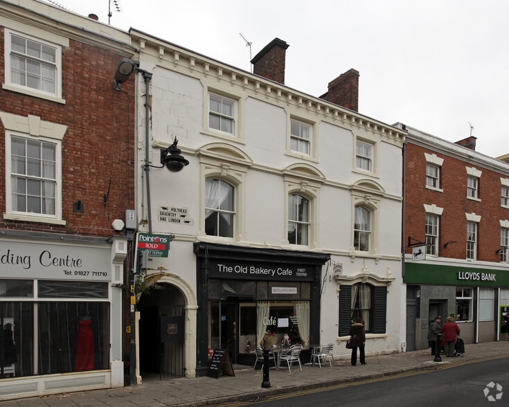 Long Street & Bakers Court portfolio of 2 properties for sale on LoopNet.com - Primary Photo - Image 2 of 4