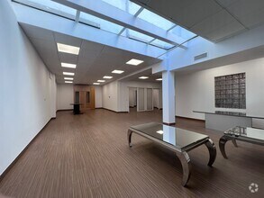 Calle Cañas, 7, Madrid, Madrid for lease Interior Photo- Image 2 of 6