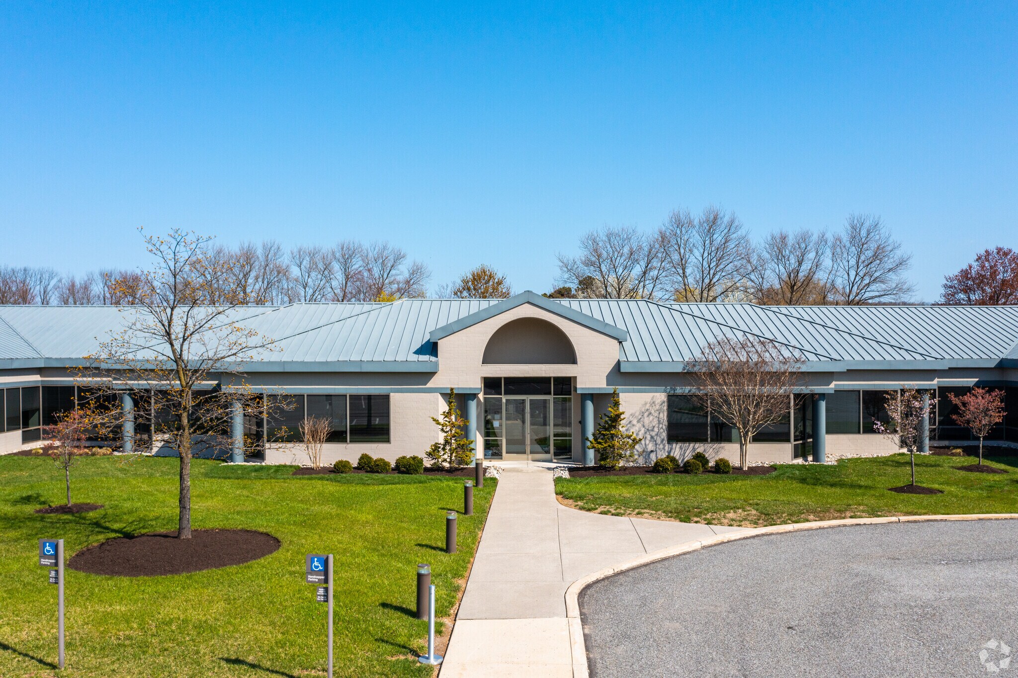 40 Valley Stream Pky, Malvern, PA for lease Building Photo- Image 1 of 7