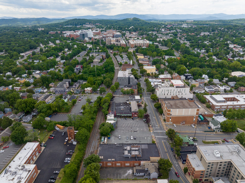 406 W Main St, Charlottesville, VA for sale - Aerial - Image 2 of 3