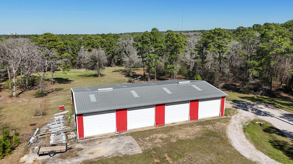 11310 FM 830 Rd, Willis, TX for sale - Building Photo - Image 1 of 1