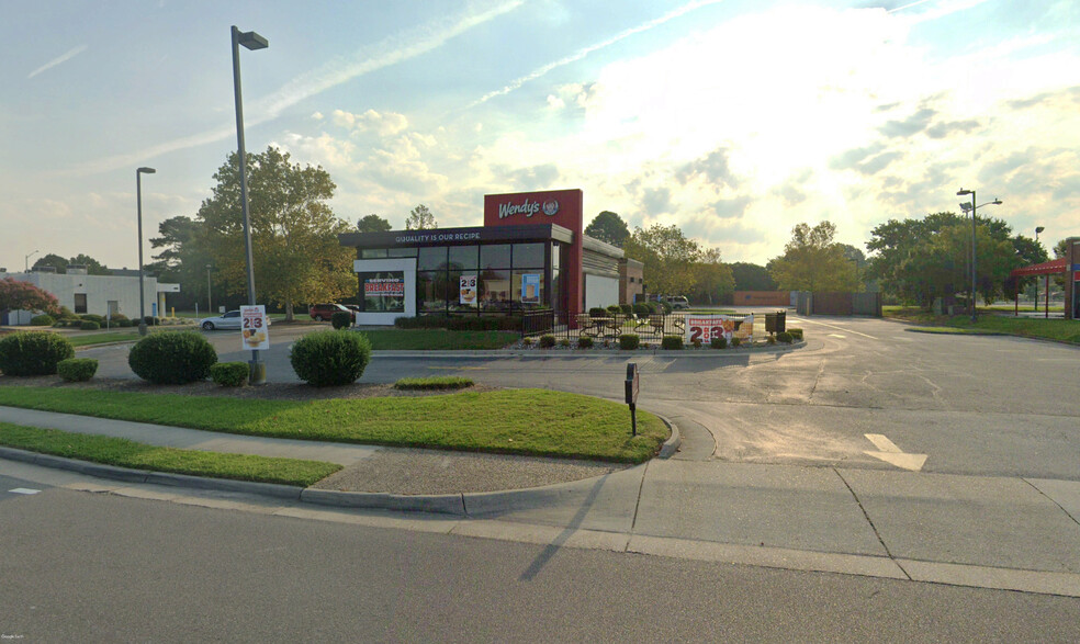 1066 Independence Blvd, Virginia Beach, VA for lease - Building Photo - Image 2 of 6