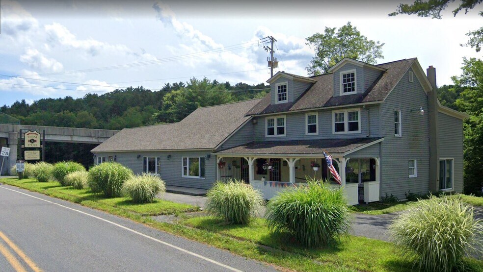 100 Tom X Rd East Stroudsburg Pa 18302 Tom X Pub Loopnet Com