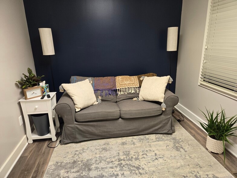 1097 S Pendleton St, Easley, SC for lease - Interior Photo - Image 2 of 5