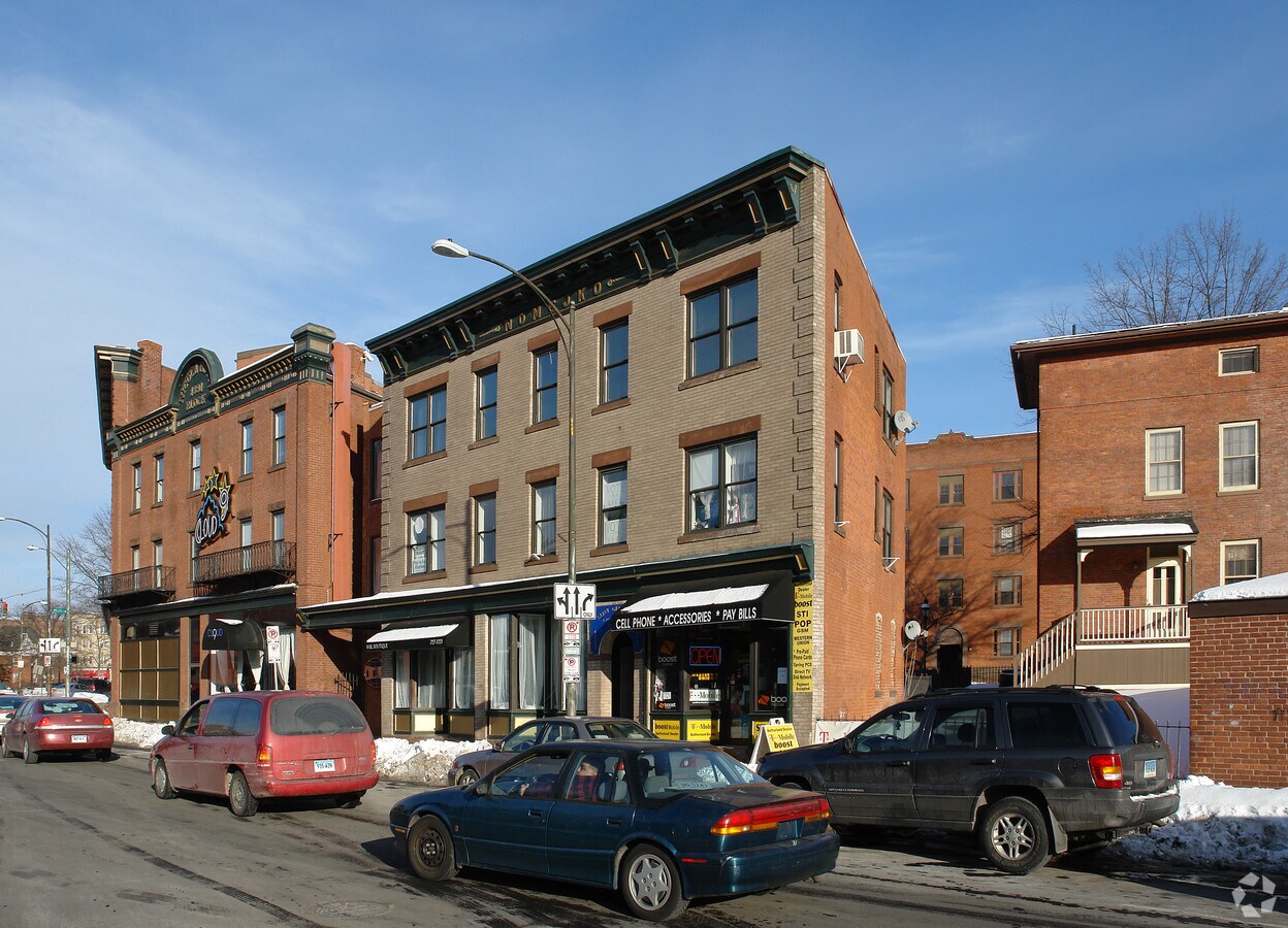 2024 Maple Ave, Hartford, CT 06114