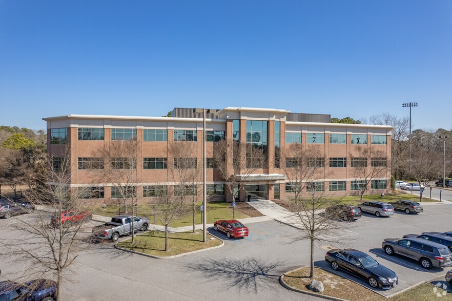 4433 Corporation Ln, Virginia Beach, VA for lease - Building Photo - Image 2 of 8