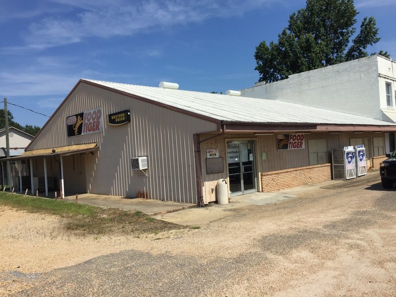 303 S Main St, New Augusta, MS for sale - Primary Photo - Image 1 of 1