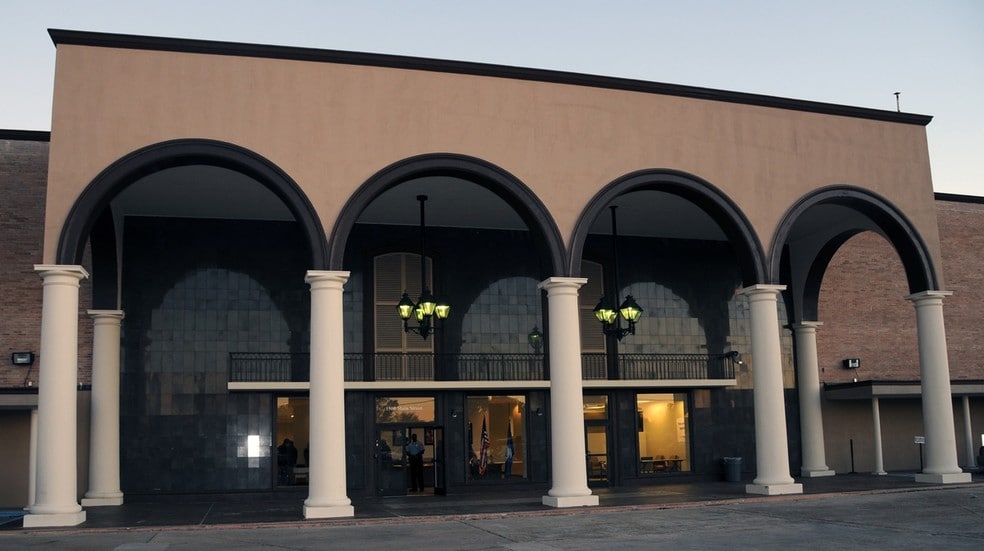 1500 Main St, Baton Rouge, LA 70802