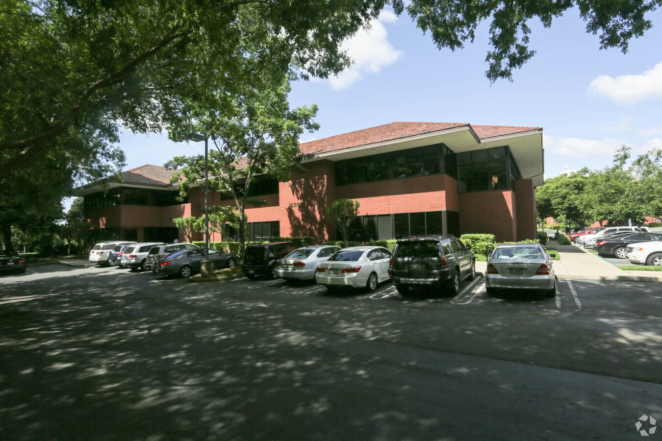 2200 Douglas Blvd, Roseville, CA 95661