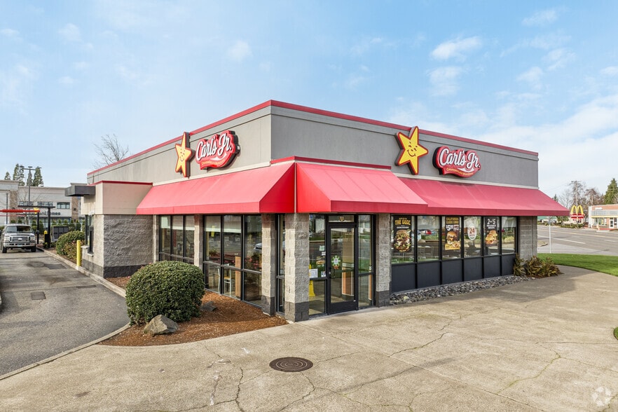 1678 NE Burnside Rd, Gresham, OR 97030