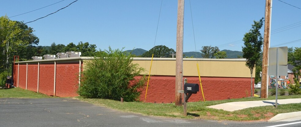 6113 Boonsboro Rd, Lynchburg, VA for sale - Building Photo - Image 2 of 3