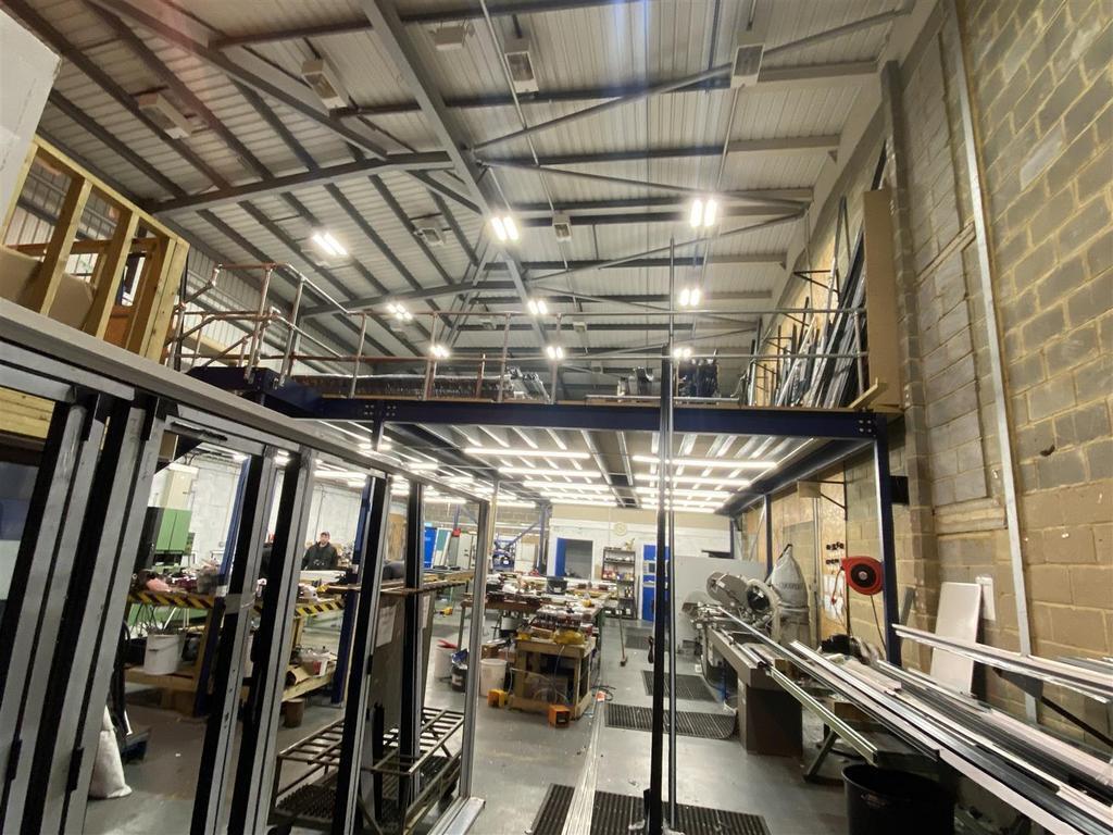 Tribune Dr, Sittingbourne for lease Interior Photo- Image 1 of 9