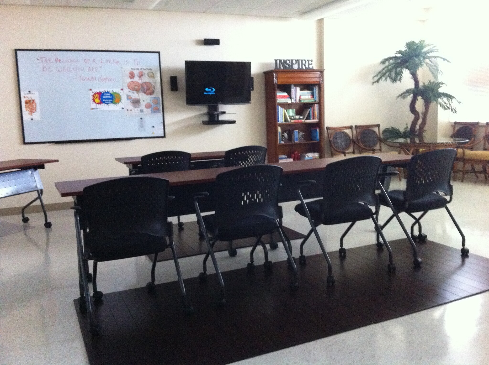 180 Kinoole St, Hilo, HI 96720 Hilo Plaza Building