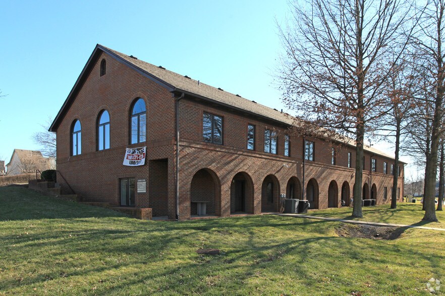 3720 Willow Ridge Rd, Lexington, KY 40514