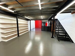 Regina Rd, Chelmsford for lease Interior Photo- Image 2 of 2