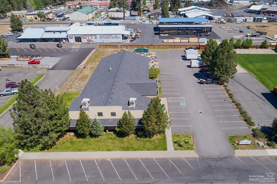 254 W Adams Ave, Sisters, OR for sale - Aerial - Image 1 of 1