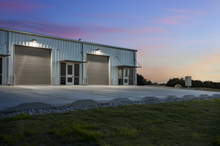 Spicewood Warehouse - Warehouse