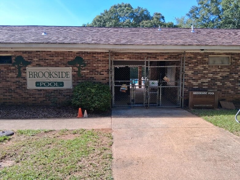 712 Brooks Rd, Mauldin, SC for sale - Building Photo - Image 2 of 16