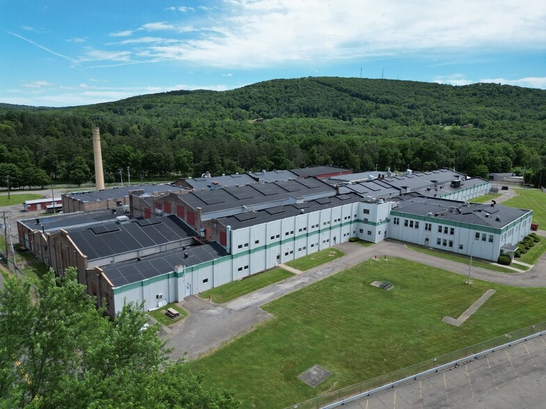 11 Beckwith Ave, Binghamton, NY for lease - Building Photo - Image 2 of 16