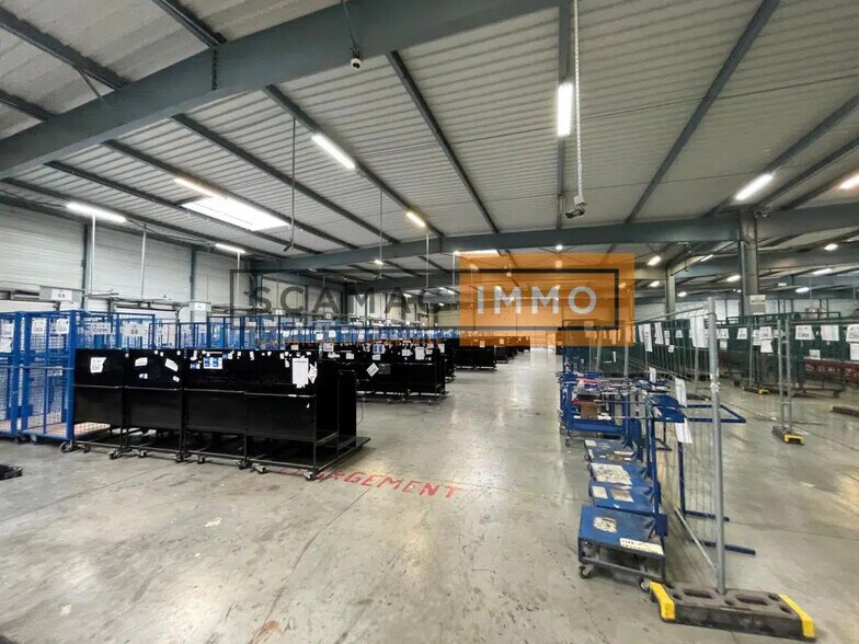 Office in Mitry-Mory for lease - Interior Photo - Image 3 of 7