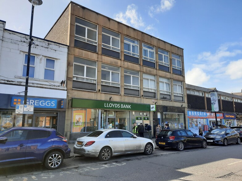 Commercial Street, Batley for lease - Building Photo - Image 1 of 2