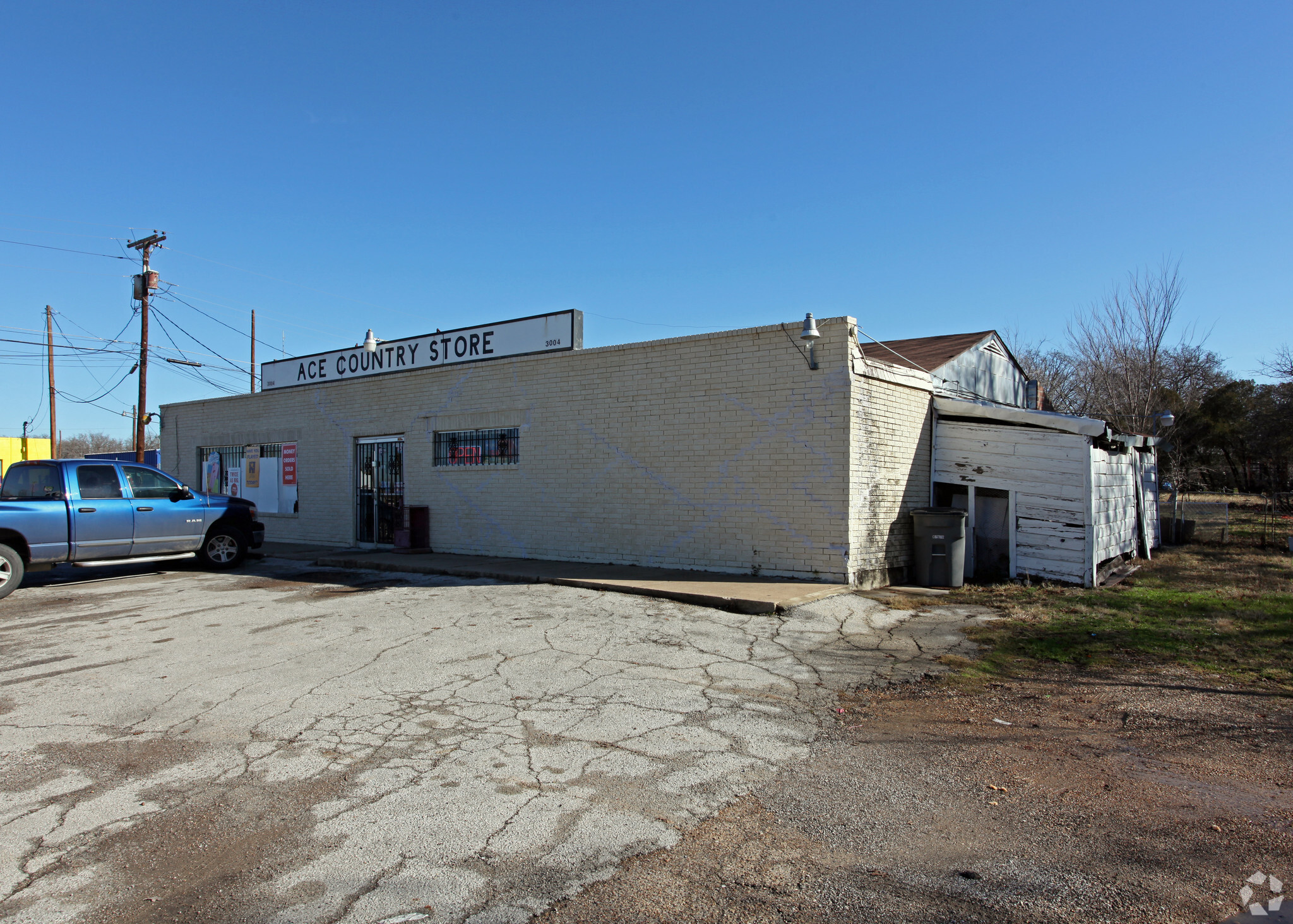 3004 Hickory Tree Rd, Balch Springs, TX for sale Primary Photo- Image 1 of 1