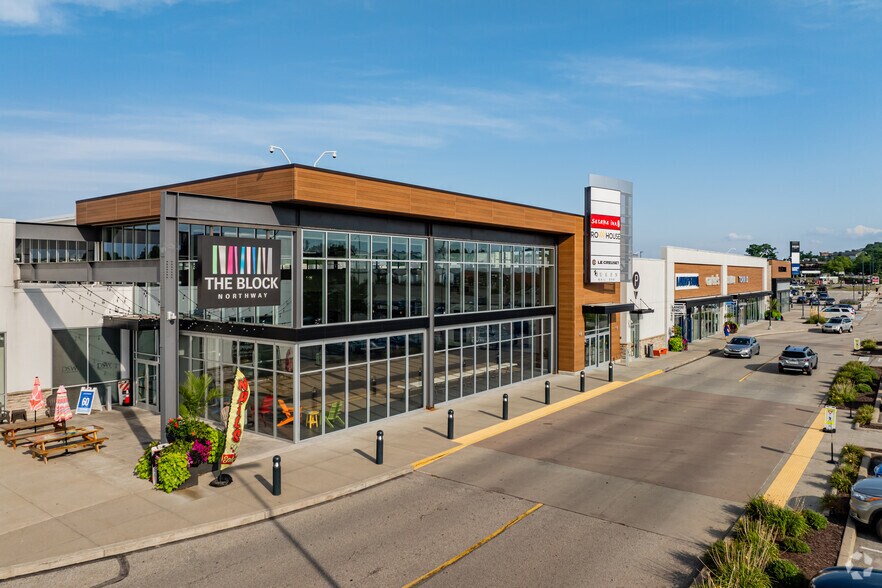 8001-8031 McKnight Rd, Pittsburgh, PA for sale - Primary Photo - Image 1 of 1