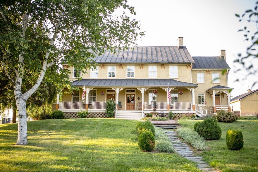 120 Water St, New Windsor, MD for sale - Building Photo - Image 1 of 1