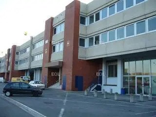 Industrial in Saint-Ouen-sur-Seine for lease - Building Photo - Image 1 of 6