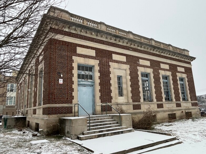 27 Washington St, Biddeford, ME for sale - Building Photo - Image 3 of 18