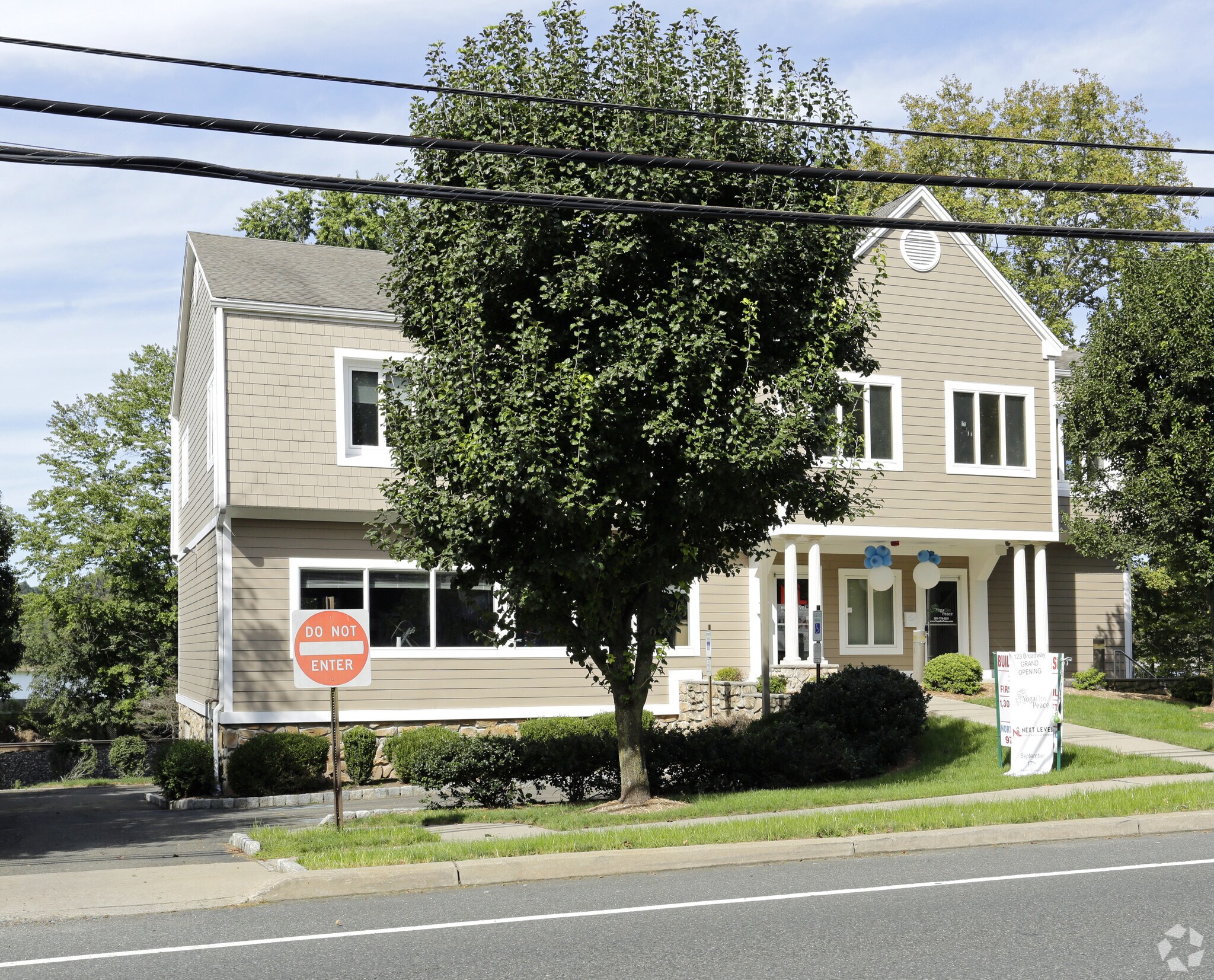 123 Broadway, Woodcliff Lake, NJ for lease Primary Photo- Image 1 of 8