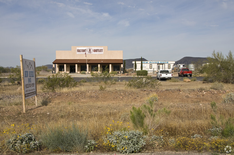 43912 N Black Canyon Hwy, New River, AZ for sale - Primary Photo - Image 1 of 1