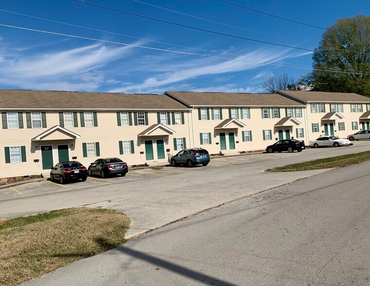 28 Noah Ct, Ringgold, GA for sale - Building Photo - Image 1 of 1