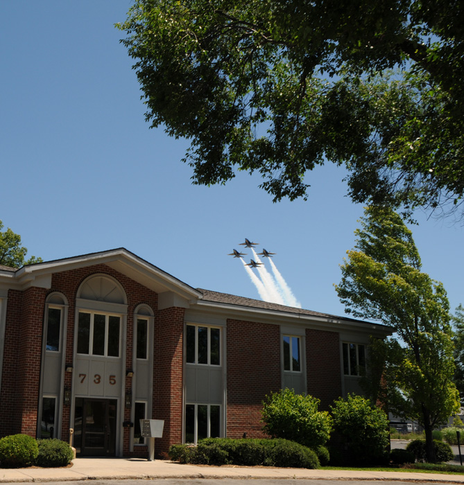 735 S Garfield Ave, Traverse City, MI for lease Primary Photo- Image 1 of 15