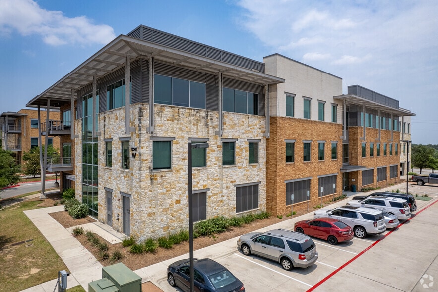 13413 Galleria Cir, Bee Cave, TX for lease - Building Photo - Image 3 of 13