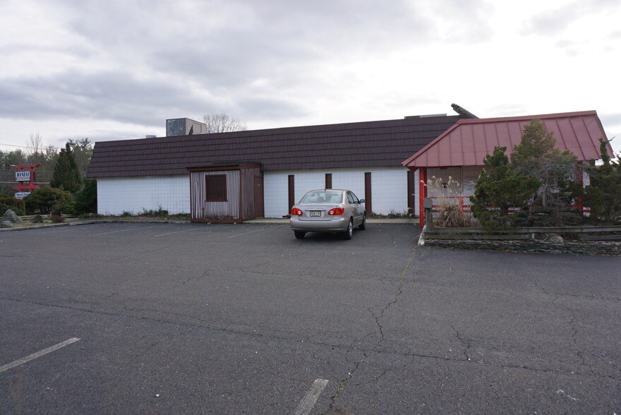 3690 Quakerbridge Rd, Hamilton, NJ 08619 Retail for Sale