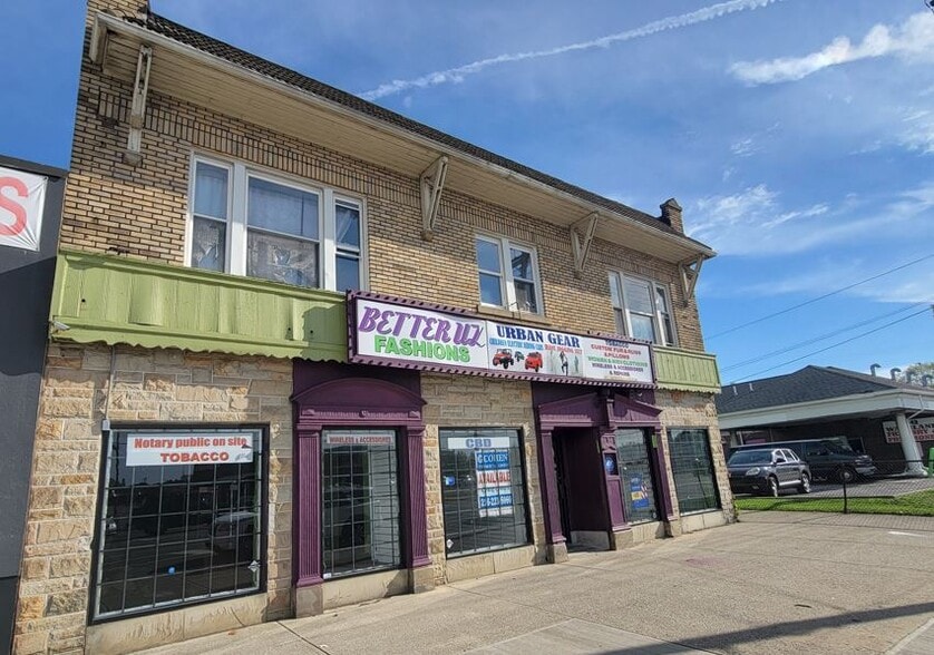 10705 Lorain Ave, Cleveland, OH for lease - Primary Photo - Image 1 of 1
